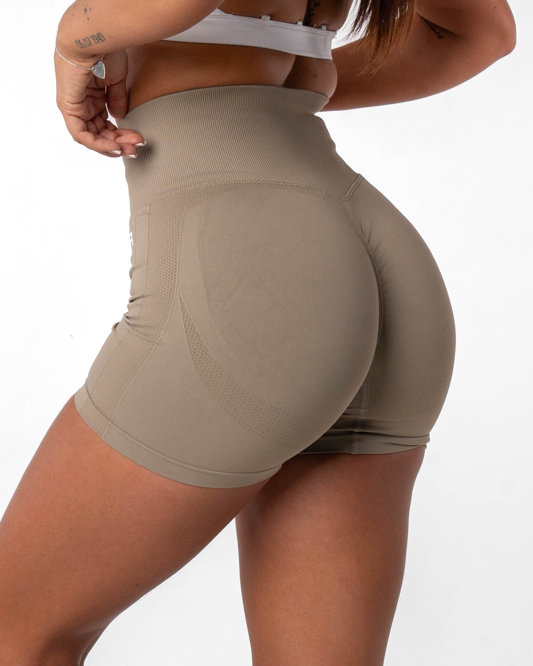 <strong>Stone Performance Shorts</strong>